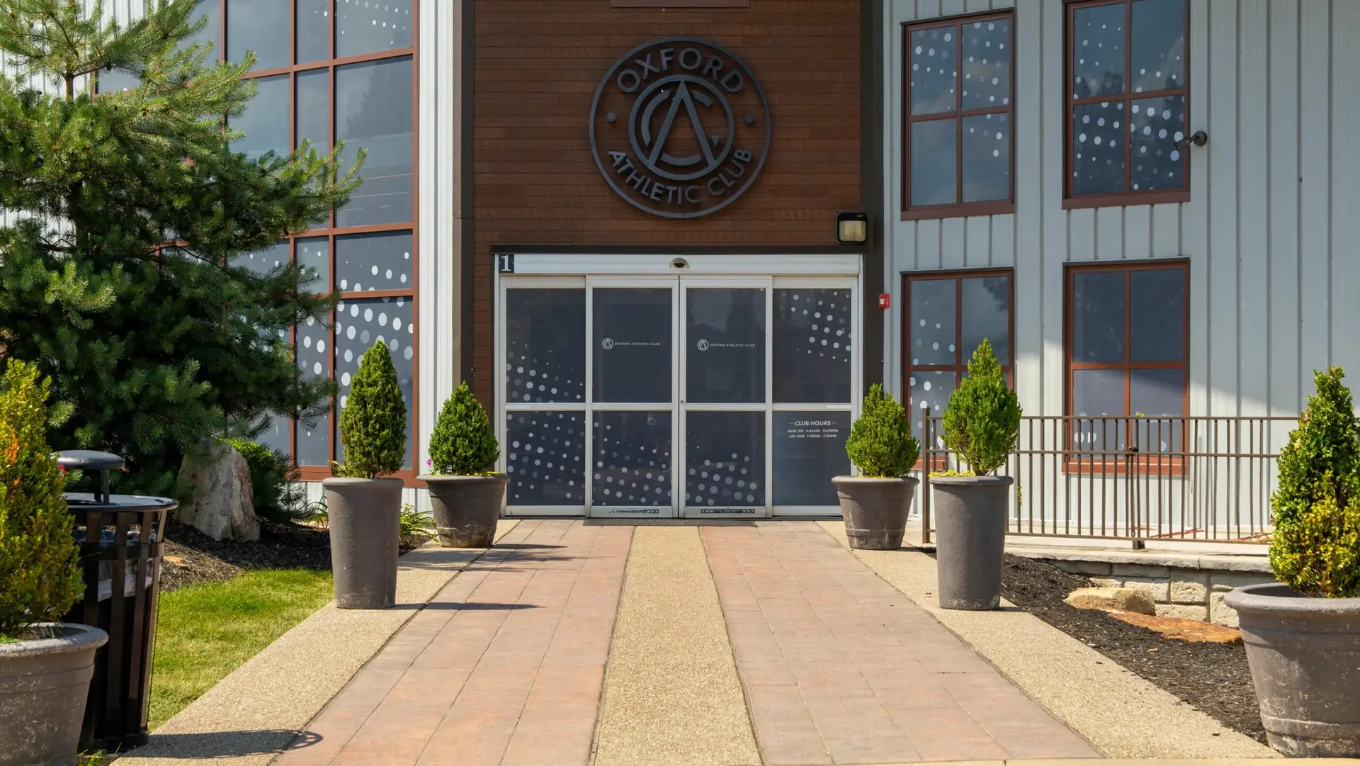 The entrance to Oxford Athletic Club